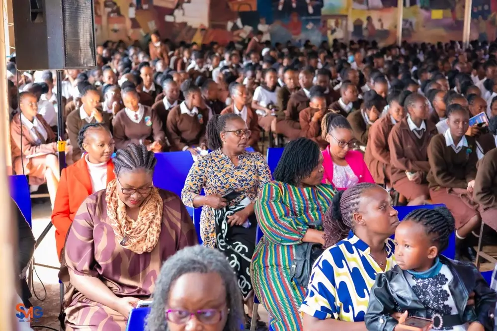 Students, parents and teachers at an AI sensitization at Ngiriambu Girls High School